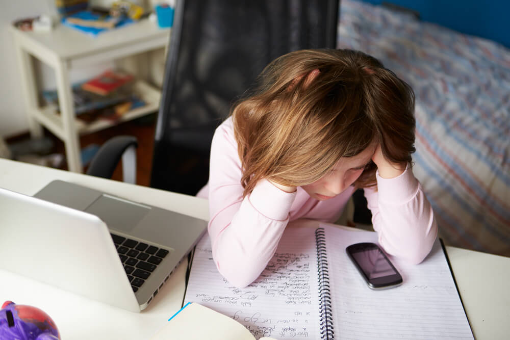 delete cyberbullying scholarship
