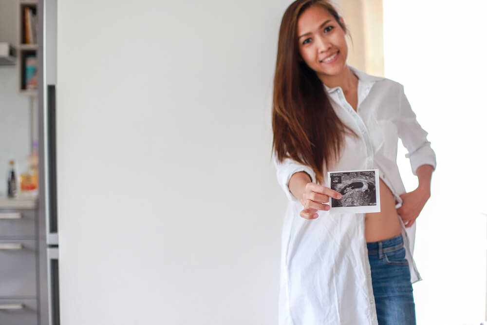 first month of pregnancy symptoms