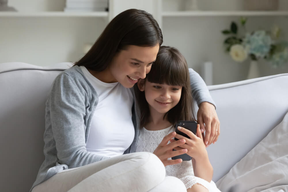 social-media-apps-for-kids-under-12-year-olds-findmykids