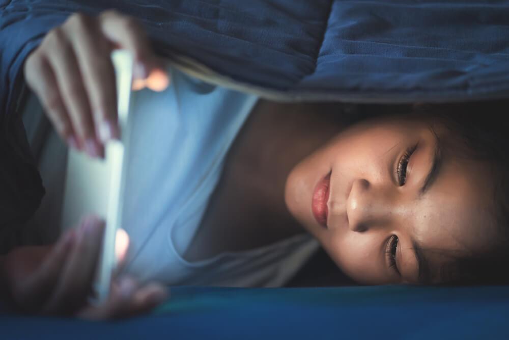 Why Parents Should Take Away Phones at Night Balancing Independence