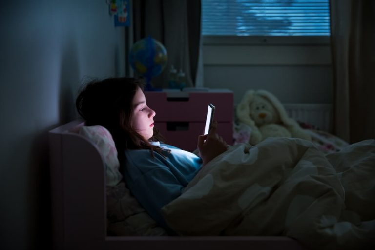 Why Parents Should Take Away Phones at Night Balancing Independence
