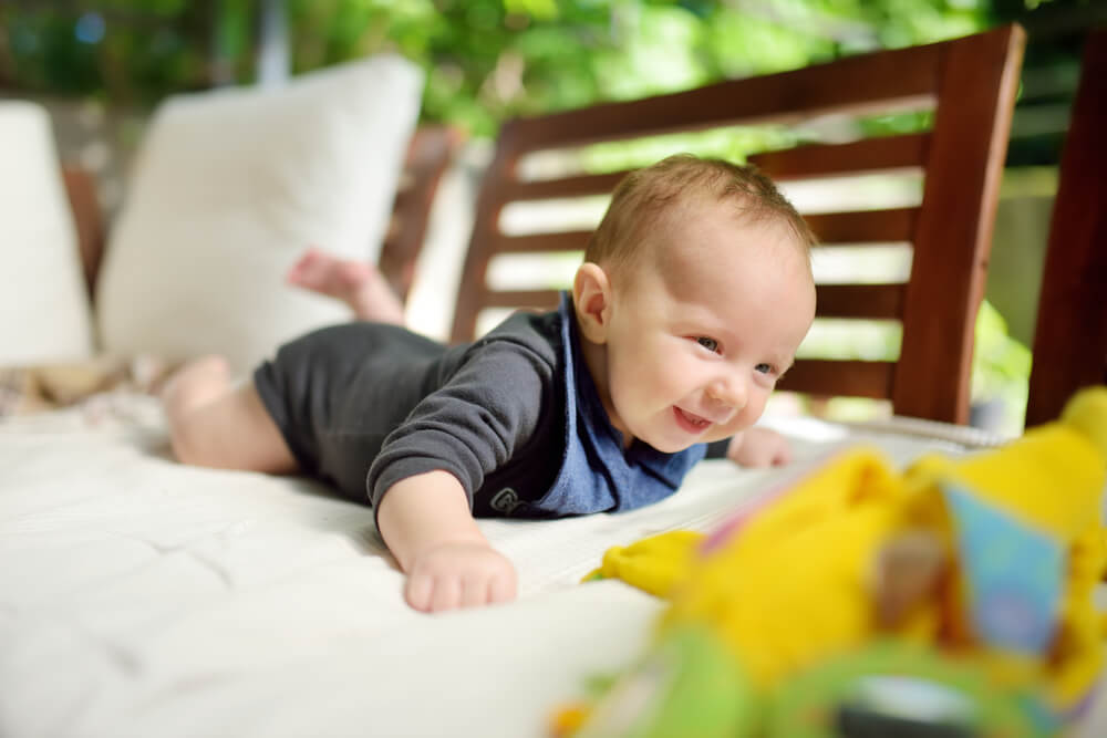 how to do tummy time with newborn